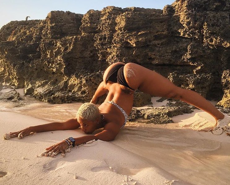 Sexy Mzansi Workout at the BEACH NAUGHTY PIX