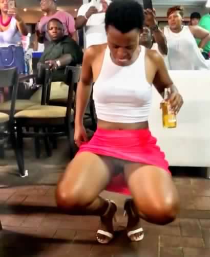 Zodwa Wabantu Mzansi hot babe showing her naked dances that shows pussy to her fans