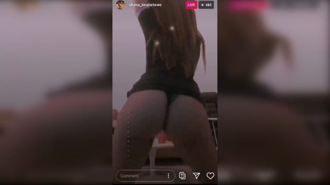 Mzansi Naughty Hottest Instagram Girls Chyna Keabetswe With A Friend Twerking