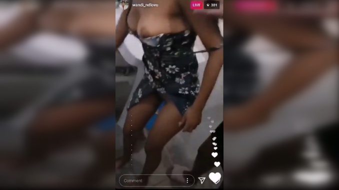 South African Big Fat Booty Zulu Woman Wandi Ndlovu Getting Naughty