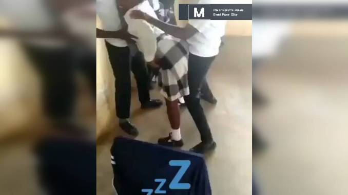 Ghana Naughty Students Twerking